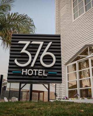 Hotel 376