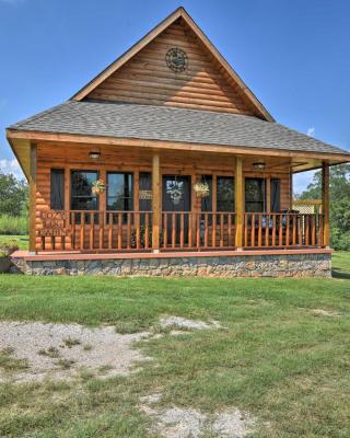 Hot Springs Cabin Rental 2 Mi to Lake Hamilton!