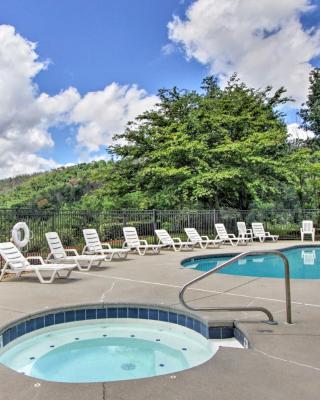 Gatlinburg Condo with Smoky Views Walk to Town!