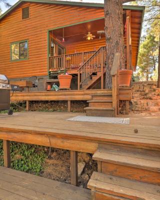 Rustic Cabin with Deck about 4 Mi to Old Town Flagstaff!