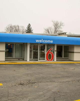 Motel 6-North Olmsted, OH - Cleveland