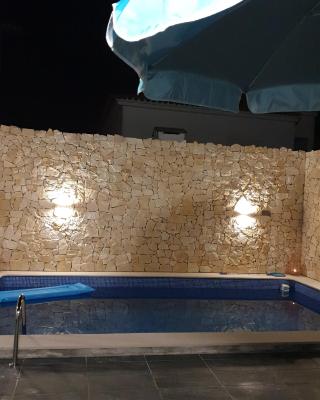 Bella's House 4 com Piscina