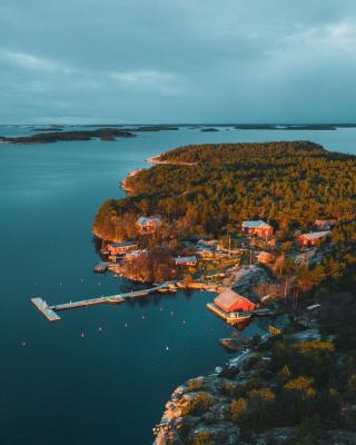 Brännskär Cottages & Glamping