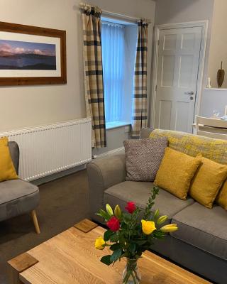 Brampton Holiday Homes - The Mews Apartment