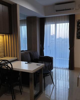 Apartemen Grand sungkono Lagoon Venetian.