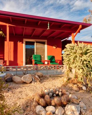 Chuck's Cabin in a Joshua Tree Community