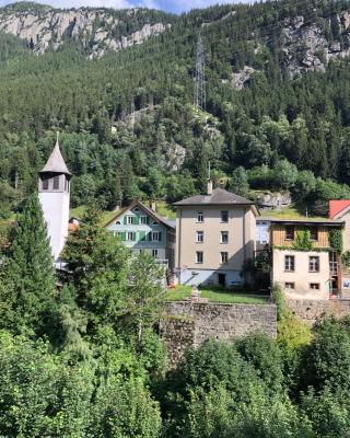 Alpine Haus
