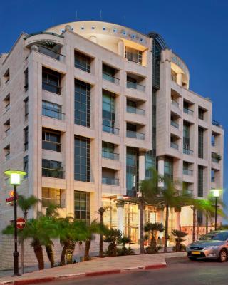 Crowne Plaza Haifa, an IHG Hotel