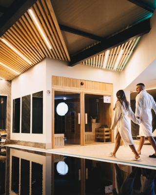 Hotel Tiski Cvet