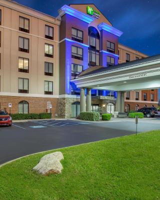 Holiday Inn Express & Suites Lebanon-Nashville Area, an IHG Hotel