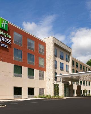 Holiday Inn Express & Suites - North Brunswick, an IHG Hotel
