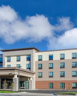 Holiday Inn Express & Suites - Atchison, an IHG Hotel