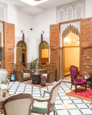 卡巴莱歌舞表演摩洛哥传统庭院旅馆
