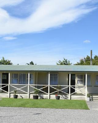 Featherston Motels And Camping