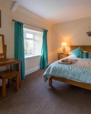 Host & Stay - Tulip Cottage