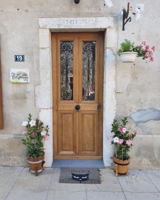 Aux Portes Du Marais