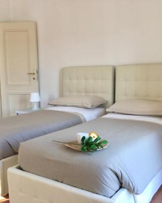 La casa di Giulia Apartment with air conditioning, wifi and private parking