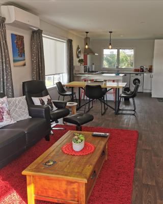 Kerikeri Sunny Modern 2 Bedroom Apartments