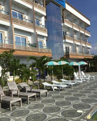 EM Royalle Hotel & Beach Resort