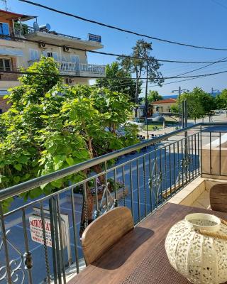 Apartment on main pedestrian street with view