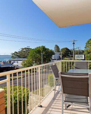 Yarramundi, 4,47 Magnus Street - air conditioned unit with air con, wi-fi, water views and close to town