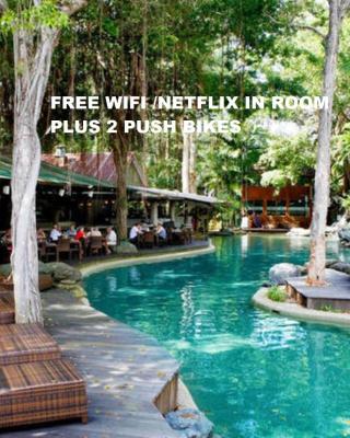 Sonia's At Ramada Resort Free Wifi & Netflix