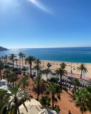 Mediterranean apartment in Lloret de Mar next to the Sea