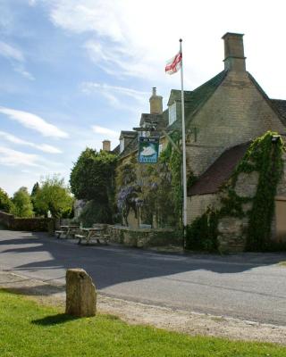 The Swan Inn Swinbrook