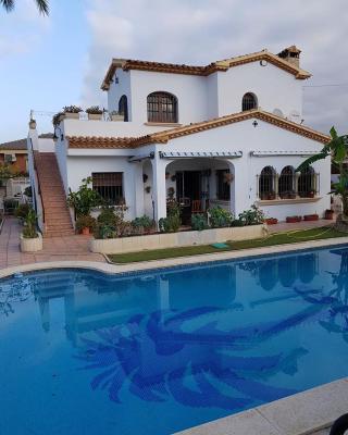 Da Vinci Room VILLA BLANCA Cambrils