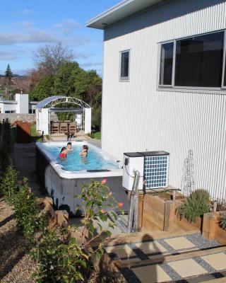 Luxury Retreat with Swim Spa