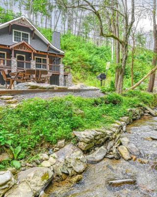 Noir Pine Creekside Chalet