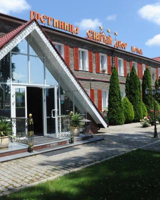 Stary Dvor Hotel