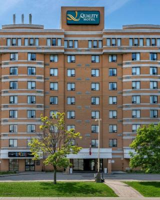 Quality Inn and Suites Montreal East