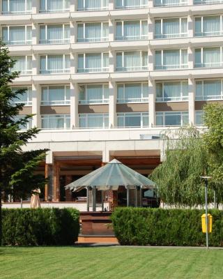 Ramada by Wyndham Bucharest Parc Hotel