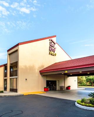 Red Roof Inn PLUS+ Mt Pleasant - Patriots Point