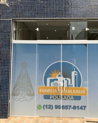 FAMÍLIA CHARLEAUX
