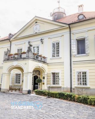 Szidónia Castle