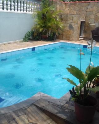 CASA PRAIA PERUÍBE PISCINA