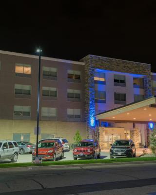 Holiday Inn Express & Suites - Louisville N - Jeffersonville, an IHG Hotel