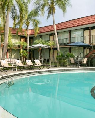 Days Inn by Wyndham Clearwater/Central