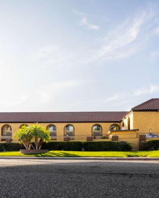 Rodeway Inn & Suites Colton-Riverside