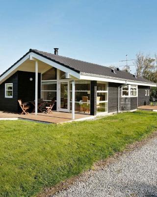Three-Bedroom Holiday home in Vestervig 1
