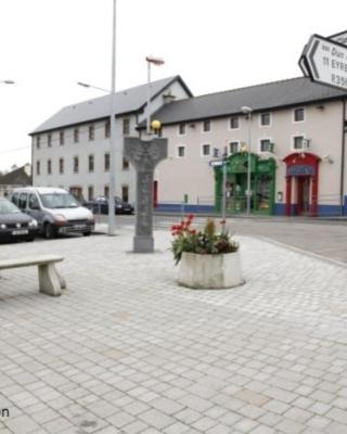 Apartment 3 bedroom banagher town centre