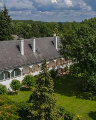 Boutique Hotel Zum Oberjäger, Schloss Lackenbach