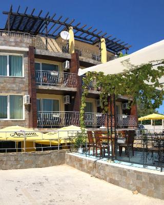 Family Hotel Littoral