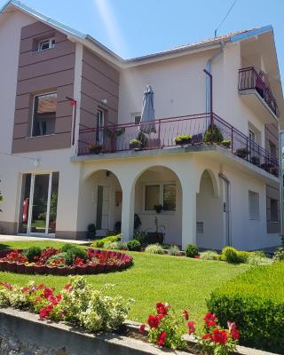 Apartmani Vila Danica