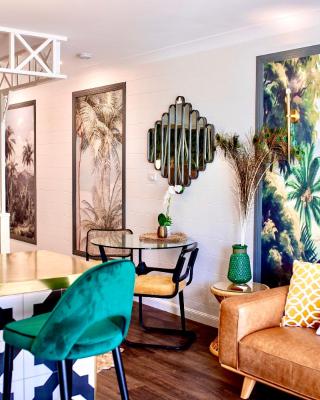 MUSE-Luxe Apartment in Port Douglas