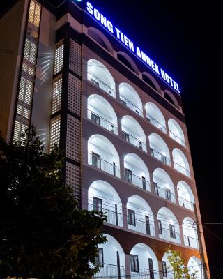 宋梯恩附楼酒店