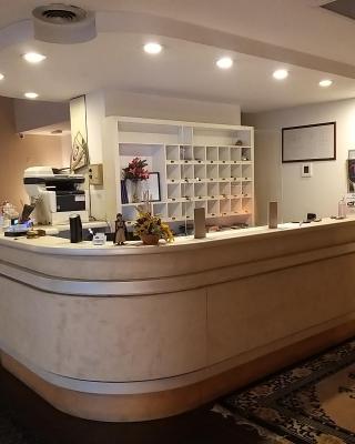 卡瓦列里德尔头酒店
