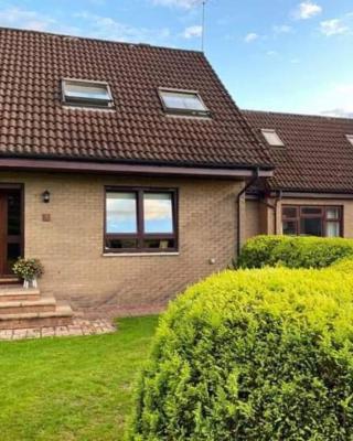 Lovely 1-Bed House in Stirling